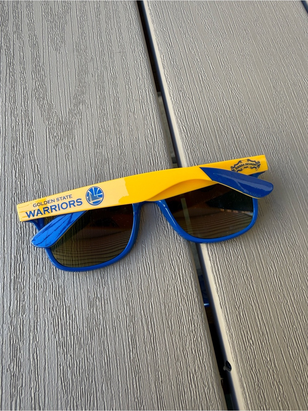Golden State Warriors Sunglasses Blue Yellow Mirrored Lenses Sierra Nevada